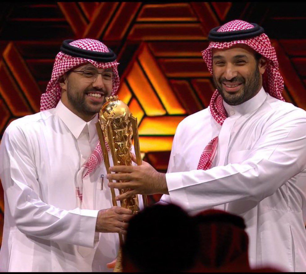 الأمير محمد بن سلمان والأمير الحسين ورونالدو  في ختام كأس العالم للرياضات الإلكترونية