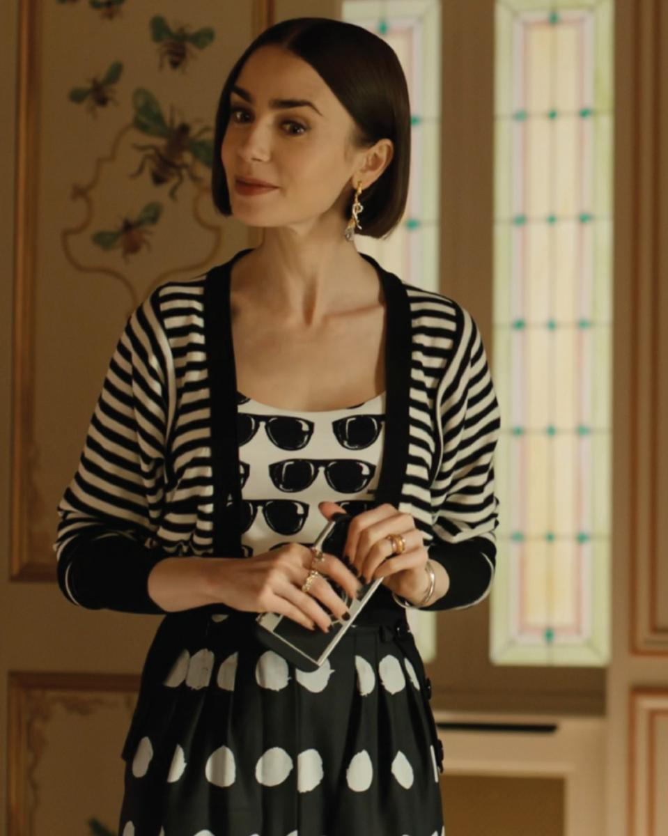 مجوهرات&nbsp;Jude Benhalim&nbsp;&nbsp;تزيّن إطلالات إميلي