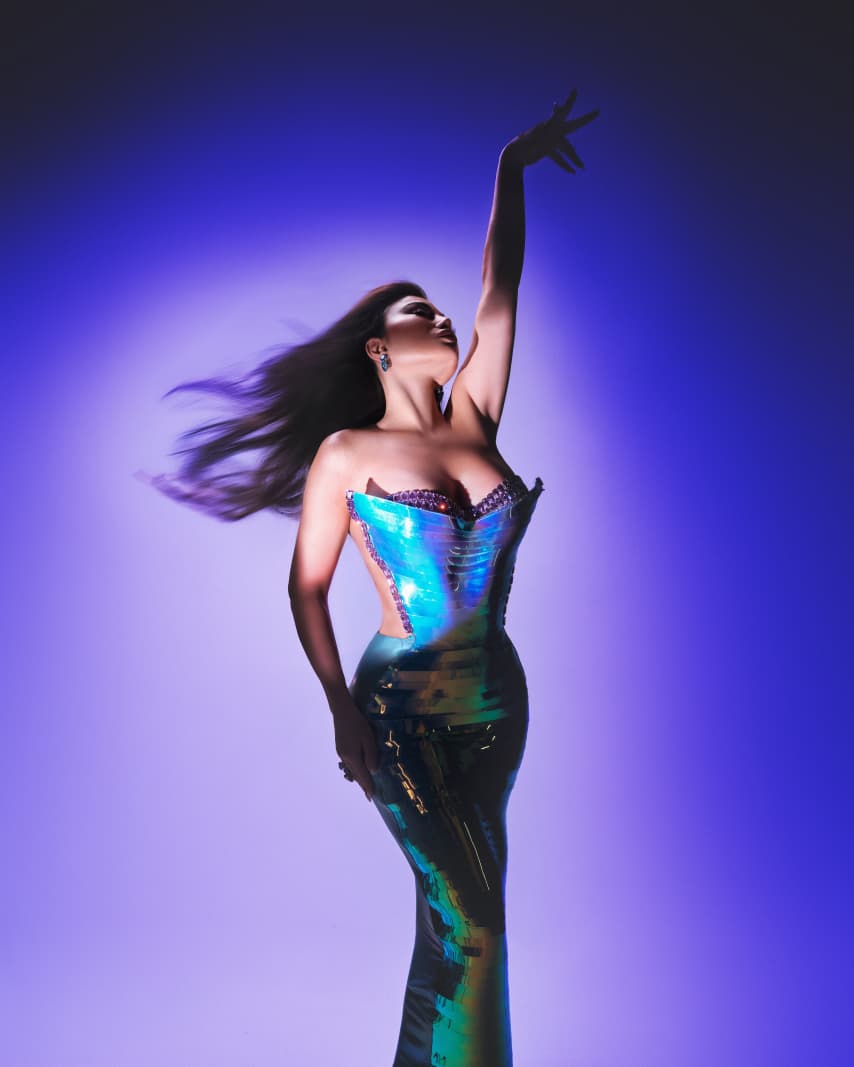 هيفاء وهبي تطلق ميجا هيفا 2: ألبوم يروي الحب والقوة وتجاوز الماضي