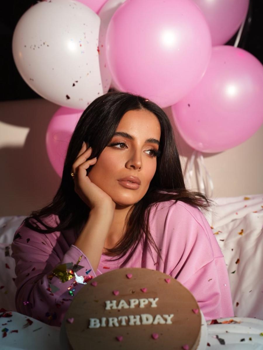 إيمان الحسيني - عيد ميلاد إيمان الحسيني - فيديو عيد ميلاد إيمان الحسيني - إيمان الحسيني إنستغرام - إيمان الحسيني ترد على الانتقادات - Michael Bublé Feeling Good - أخبار إيمان الحسيني