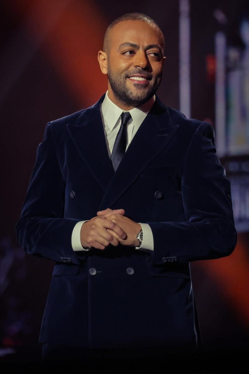 تامر عاشور 