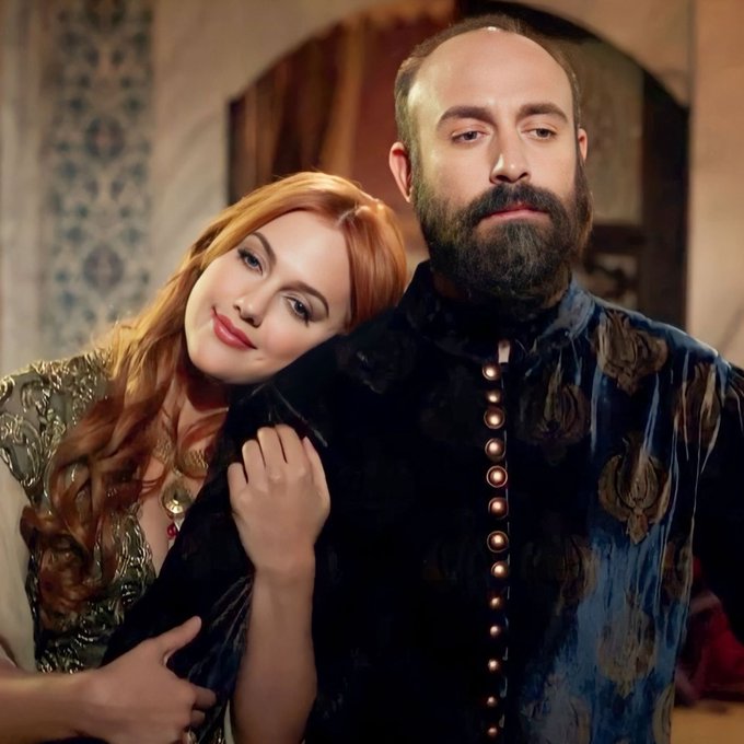 مريم أوزرلي وخالد أرغنش