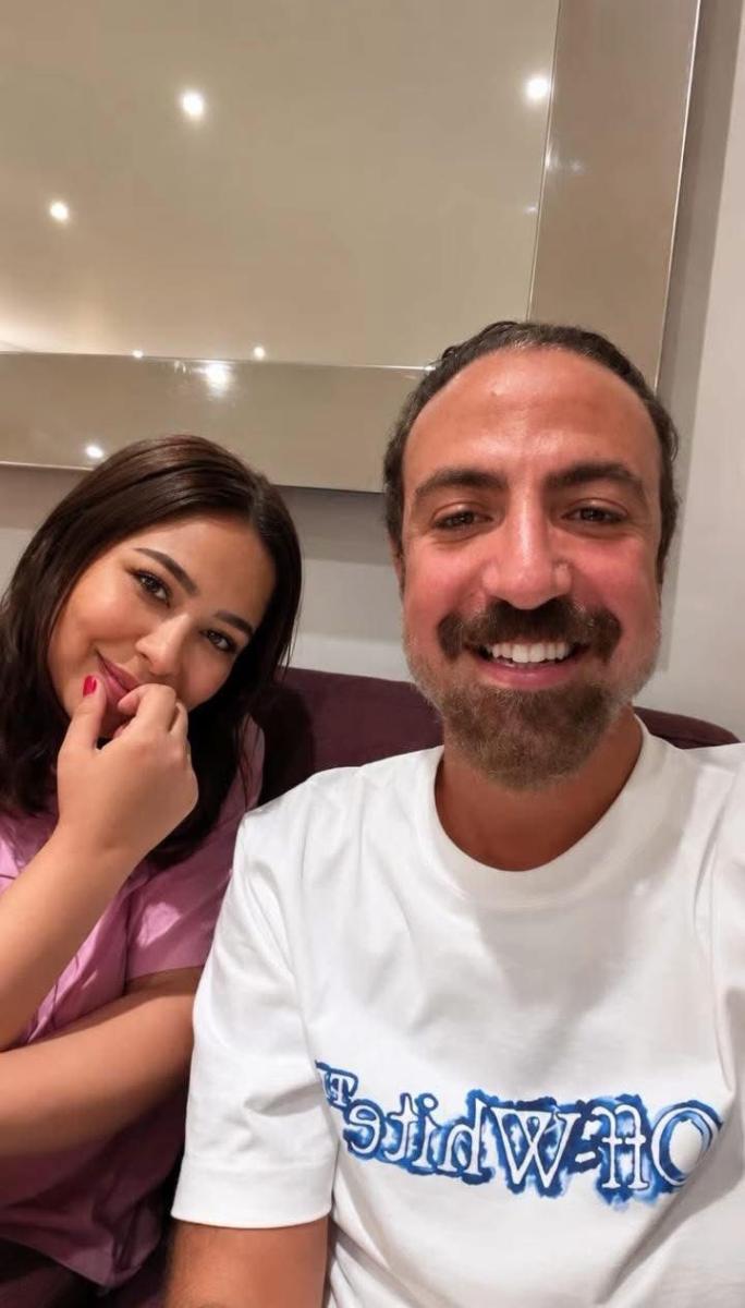 شيرين عبدالوهاب وطبيبها