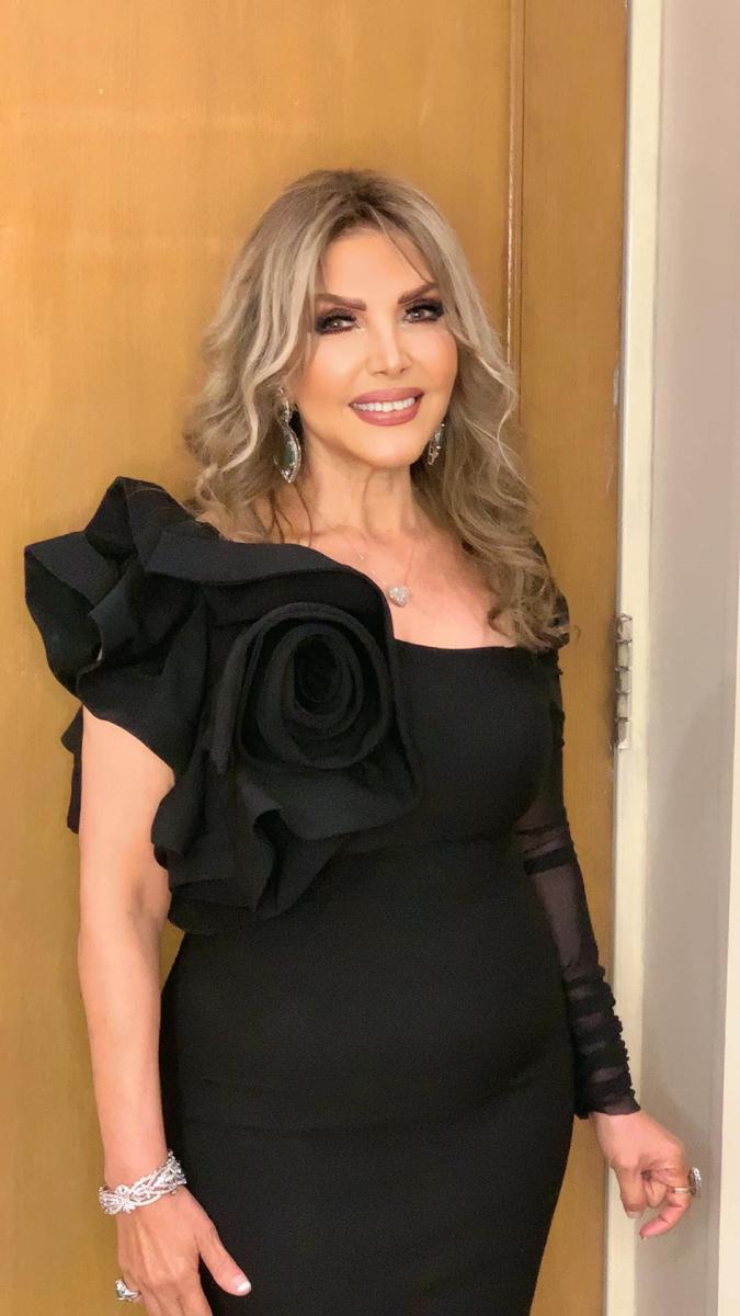 نادية مصطفى