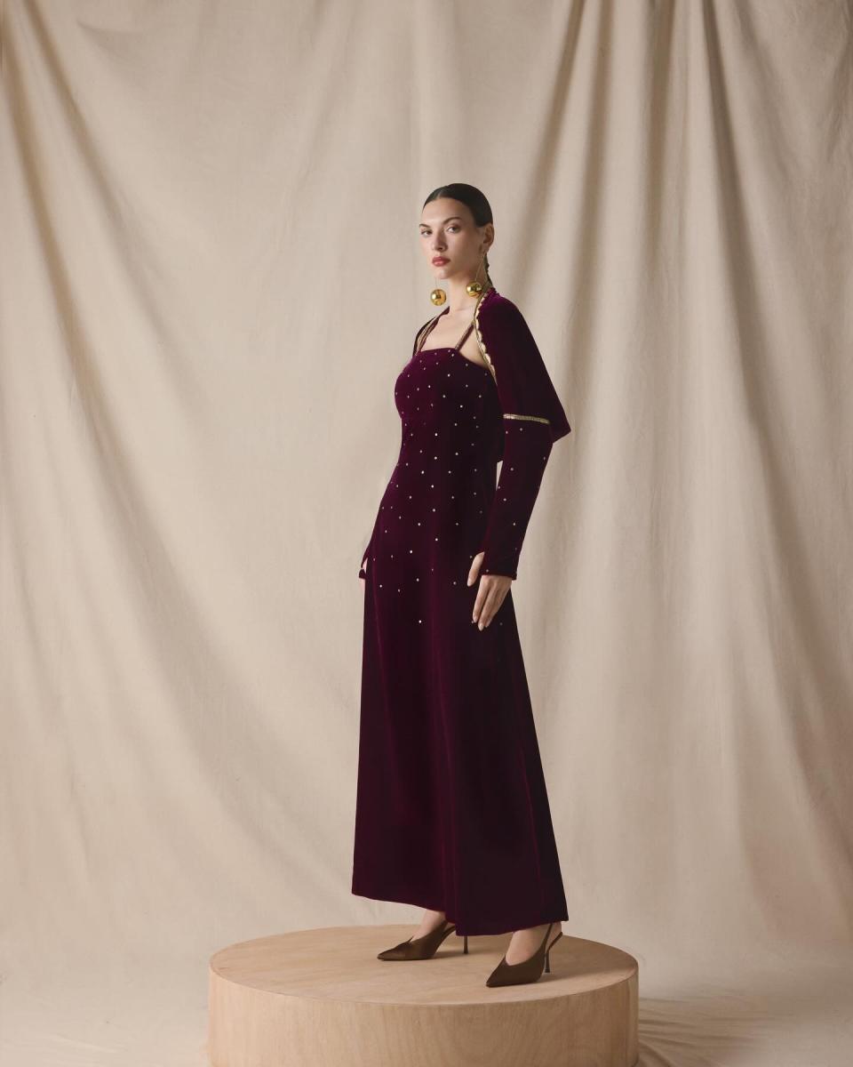 مجموعة Lumière Oud من نورا الشيخ