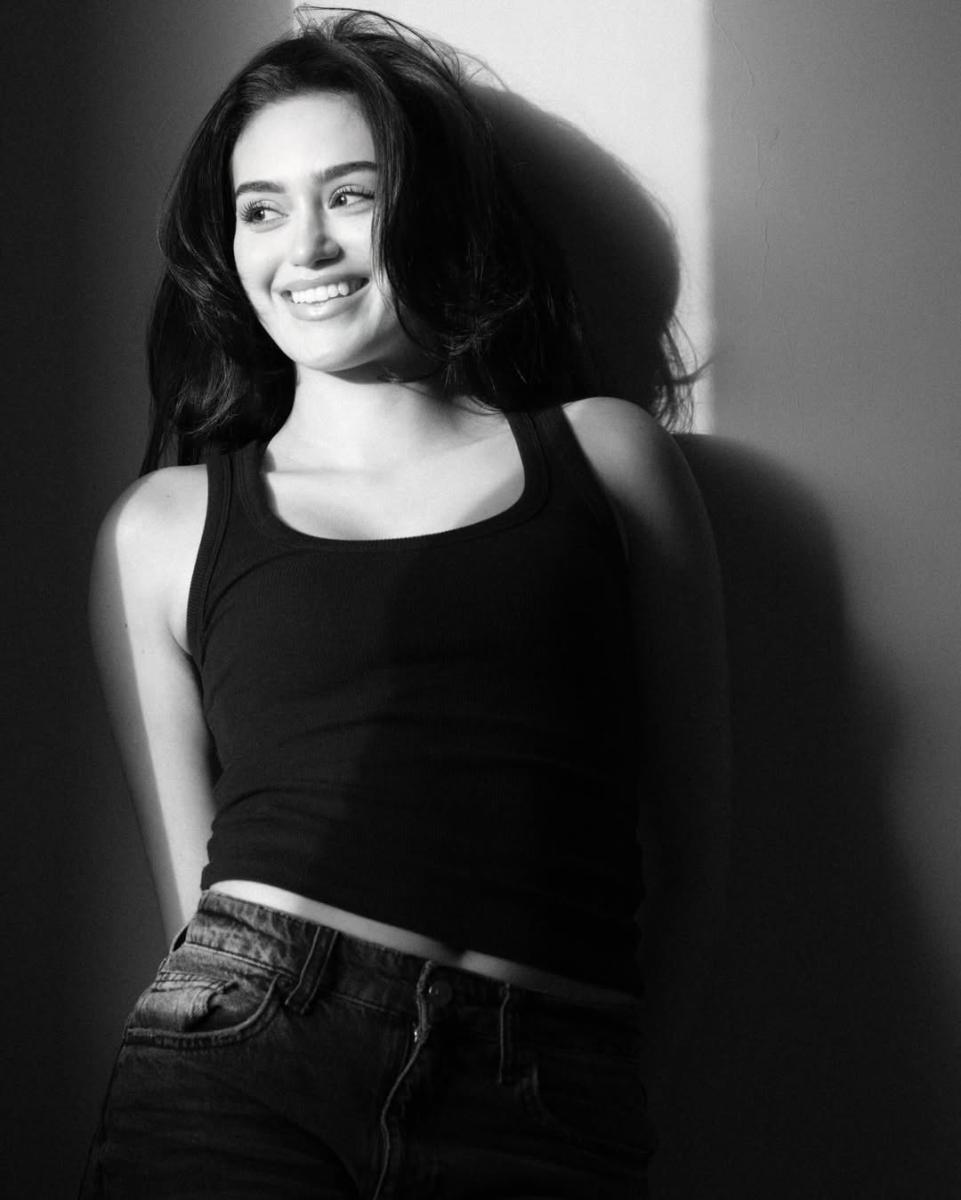 يارا مصطفى عز