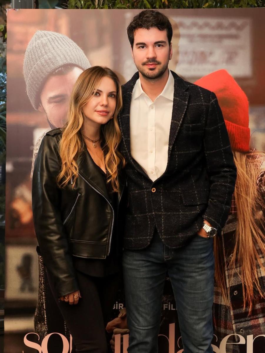 سونوندا سن - Sonunda Sen - أخيرًا أنت - إيدا إيجي Eda Ece - كان يلدرم Kaan Yıldırım - نتفليكس Netflix تركيا - فيلم تركي جديد 2026 - Love at Last Netflix - أفلام رومانسية تركية - مسلسل وأفلام تركية نتفليكس - أورلا Urla تركيا - قصة فيلم Sonunda Sen - بينار دينيز Pınar Deniz - أخبار نتفليكس 2026 - أفلام تركية جديدة - romantic Turkish movies Netflix