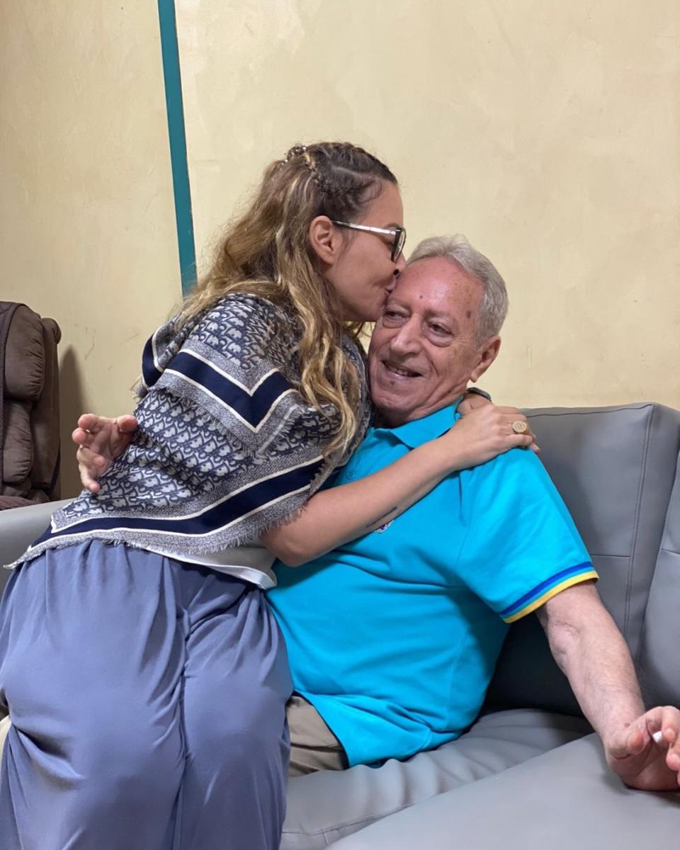 منة شلبي ووالدها