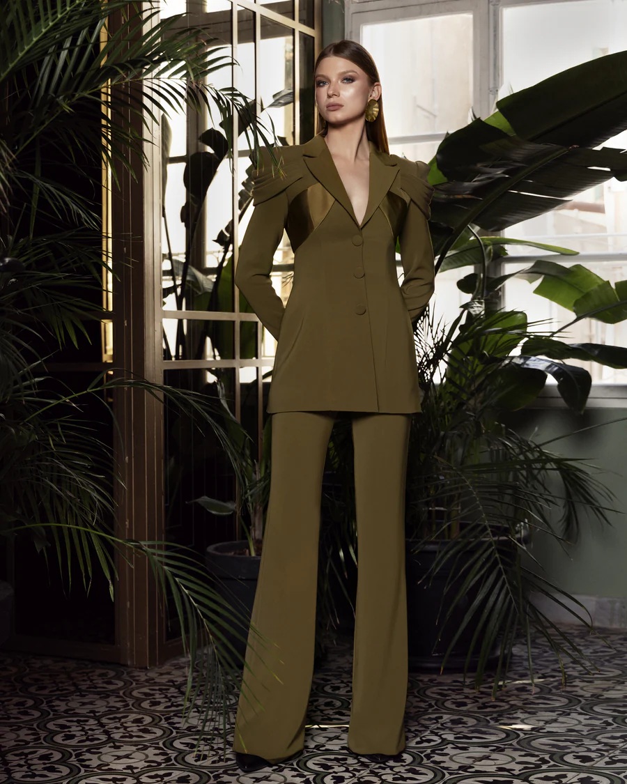 بدلة من داليدا عياش