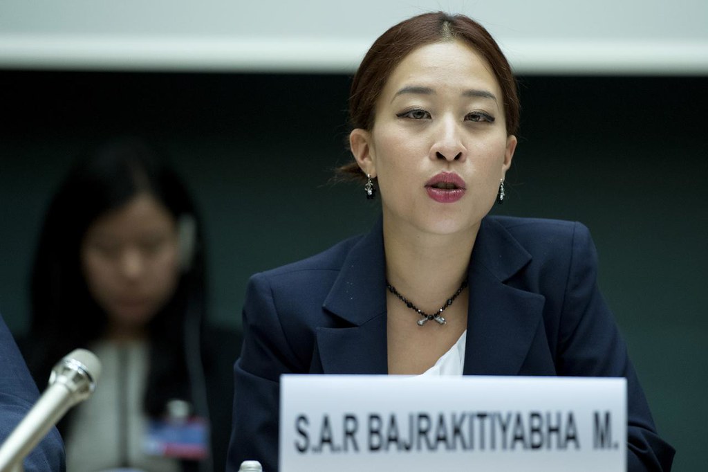 وفاة أميرة تايلاند - الأميرة باجراكيتيابها ماهيدول - Bajrakitiyabha Mahidol - ملك تايلاند ماها فاجيرالونغكورن - Maha Vajiralongkorn - العائلة المالكة التايلاندية - أخبار العائلات الملكية - وفاة Princess Bha - أميرة تايلاند في غيبوبة - Bangkok Thailand - مستقبل العرش التايلاندي - Prince Dipangkorn Rasmijoti - أخبار تايلاند - United Nations - Bangkok Rules - وفاة أفراد العائلات الملكية - أخبار المشاهير العالمية - أخبار الملوك والأمراء - Princess Bajrakitiyabha dies - Thai Royal Family - Thai Monarchy Succession