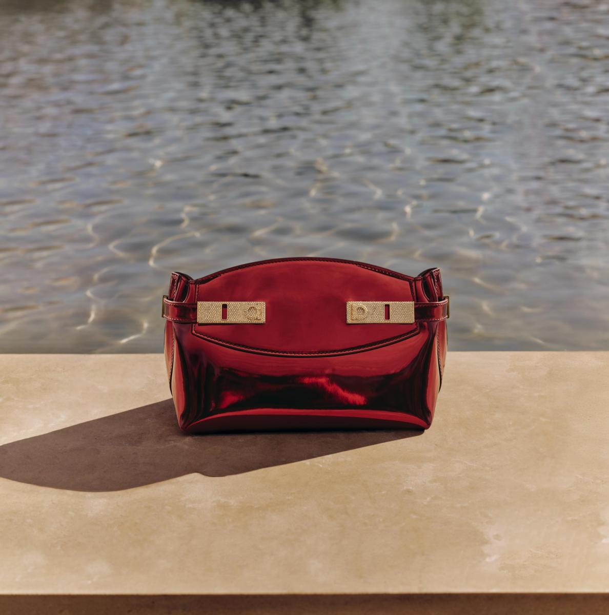 إطلالات رمضانية مستوحاة من الضوء والصمت مع فيراغامو