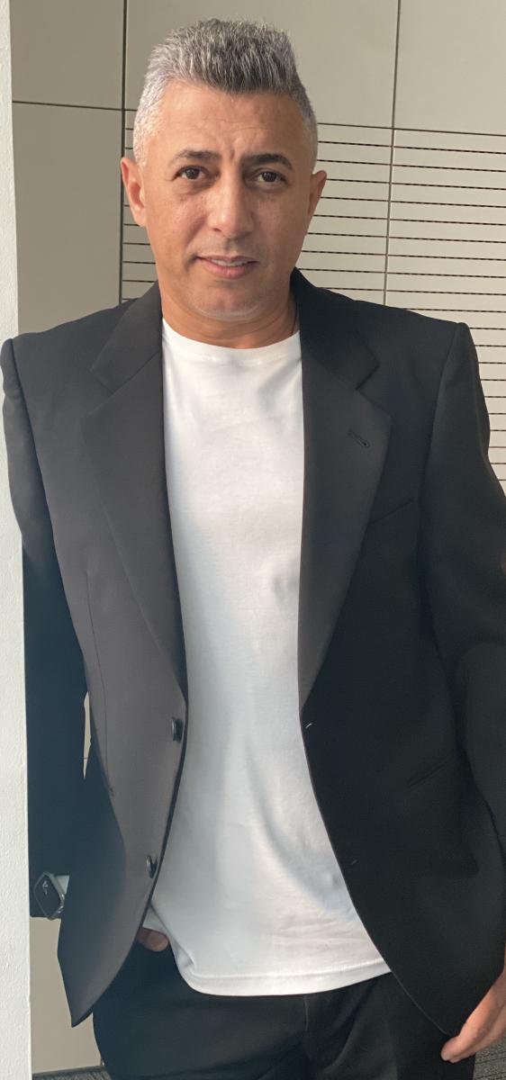 عمر العبداللات يفتتح المهرجان للمرة الـ17