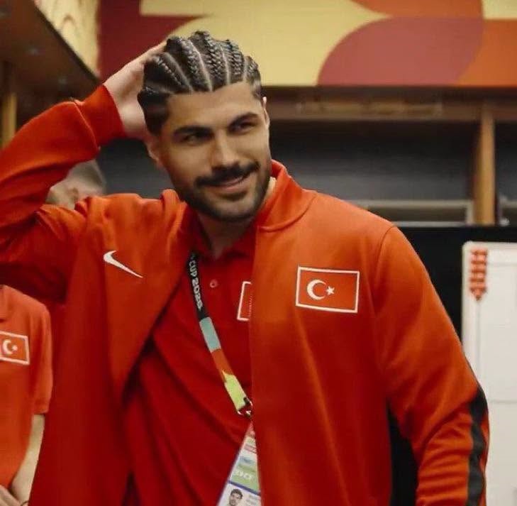 جيمري بايسال، Cemre Baysel، جيمري بايسال عملية جراحية، جيمري بايسال إسبانيا، جيمري بايسال مدريد، مراد يلدريم، Murat Yıldırım، مسلسل الورود والخطايا، Güller ve Günahlar، باد باني، Bad Bunny، إرين ألمالي، Eren Elmalı، أخبار جيمري بايسال، مشاهير تركيا، نجوم تركيا