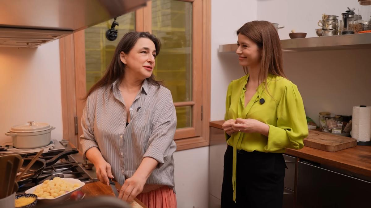 بيرين سات - Beren Saat - إسرا ديرمانجي أوغلو - Esra Dermancıoğlu - العشق الممنوع - Aşk-ı Memnu - ما ذنب فاطمة - Fatmagül’ün Suçu Ne - بيهتر - Bihter - الدراما التركية - مسلسلات تركية - أخبار بيرين سات - YouTube Turkey - Neden Esra - العنف في الدراما التركية - نجوم تركيا - مقابلة بيرين سات - Turkish Drama - Turkish Series - ET بالعربي - أخبار المشاهير الأتراك - بيرين سات 2026 - تصريحات بيرين سات - كينان دوغلو Kenan Doğulu - مسلسلات تركية 2026