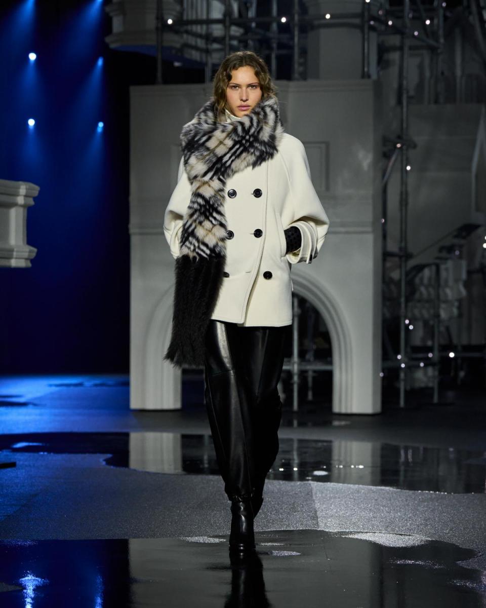 بربري تعود إلى لندن الليلية في مجموعة خريف وشتاء 2026