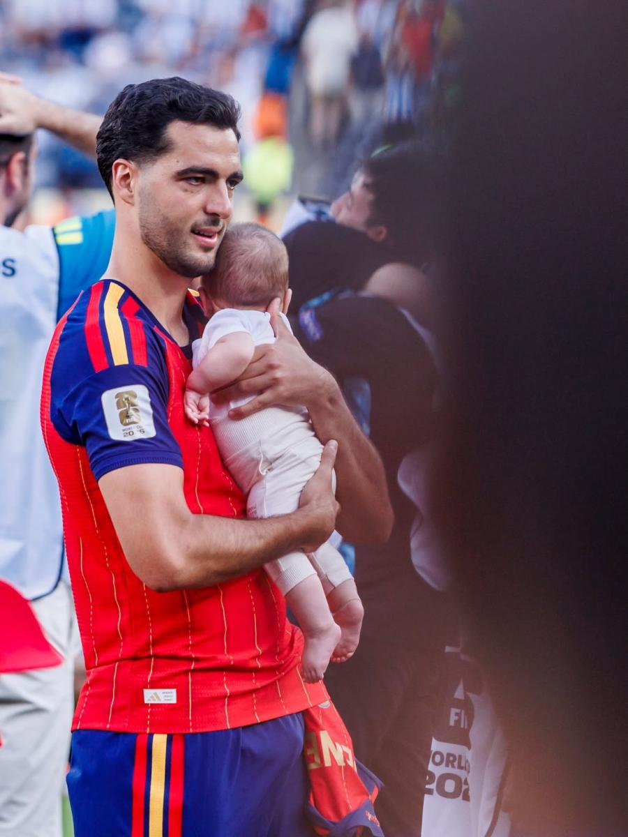 منتخب إسبانيا - كأس العالم 2026 - Spain National Team - FIFA World Cup 2026 - زوجات لاعبي منتخب إسبانيا - صديقات لاعبي إسبانيا - WAGs Spain - لامين يامال Lamine Yamal - نيكو ويليامز Nico Williams - بيدري Pedri - غافي Gavi - رودري Rodri - ماركوس يورينتي Marcos Llorente - مارك كوكوريلا Marc Cucurella - داني أولمو Dani Olmo - فابيان رويز Fabián Ruiz - ميكيل ميرينو Mikel Merino - بيدرو بورو Pedro Porro - إيمريك لابورت Aymeric Laporte - نهائي كأس العالم 2026 - منتخب إسبانيا 2026 - زوجات نجوم كرة القدم - مشاهير كرة القدم - Influencers - Instagram - Artificial Intelligence.