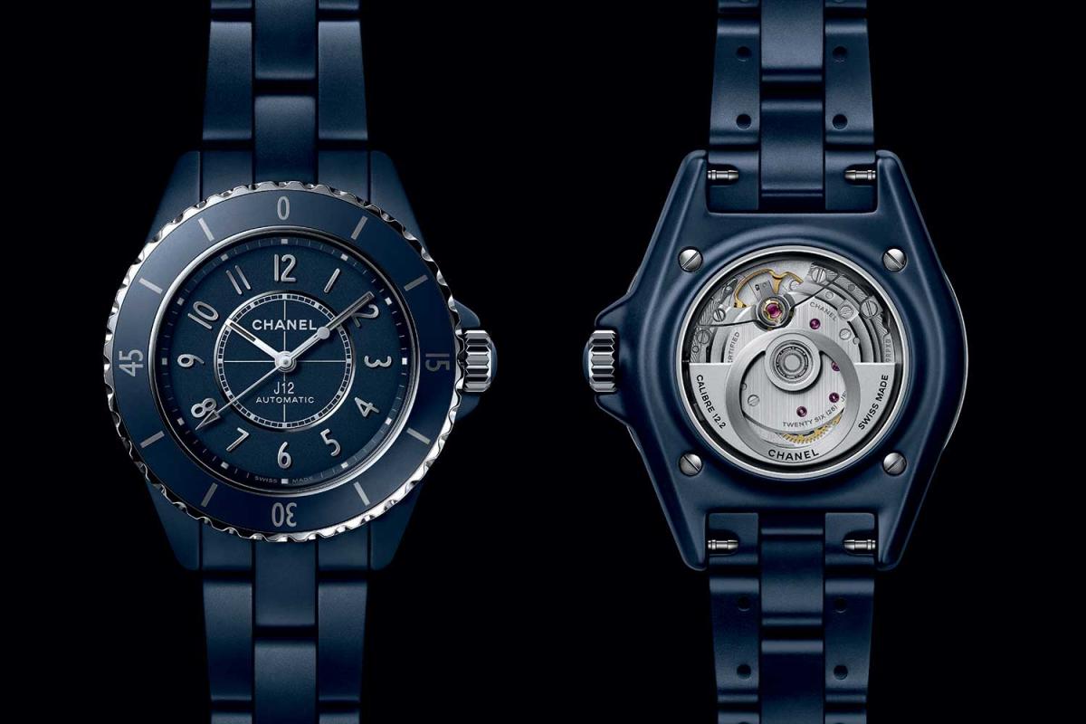 ساعة Chanel J12 in Matte Blue