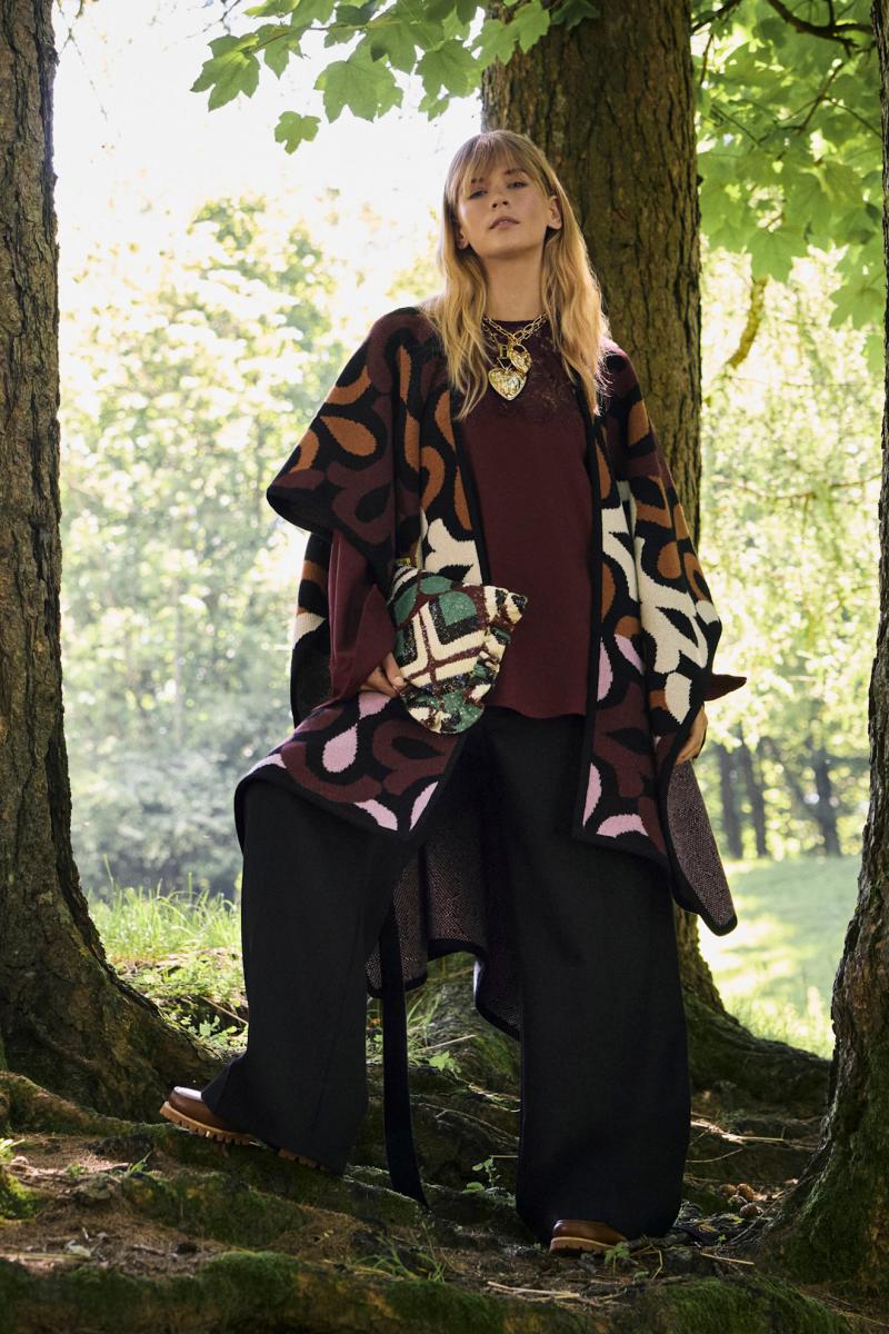 لادوبليج La DoubleJ