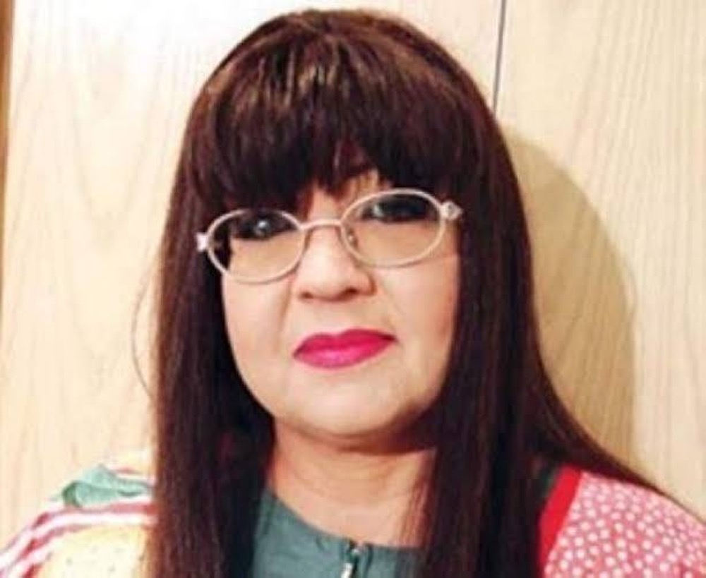 نادية كرم شقيقة عبير أحمد
