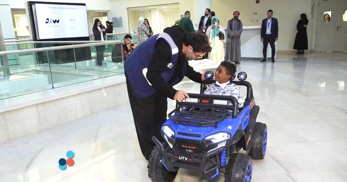 أحمد فهمي - الفن يصنع الأمل - صناع الأمل - مستشفى أهل مصر - قصص إنسانية