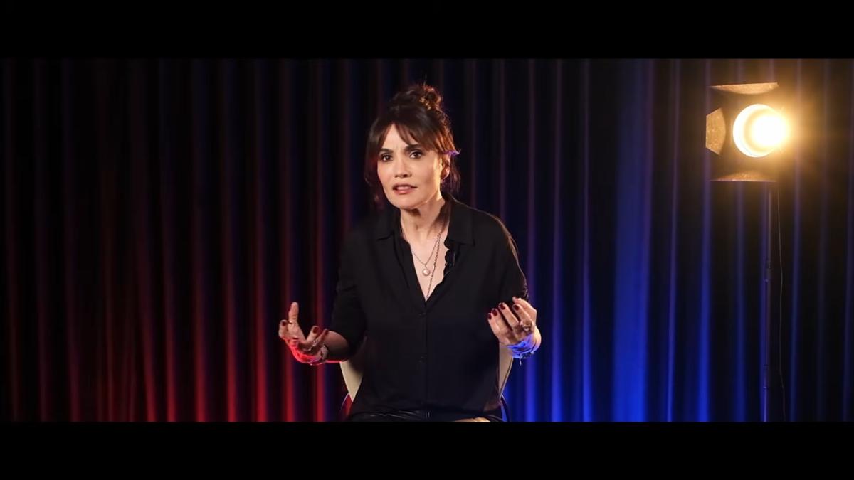 سونجول أودين - Songül Öden - Gümüş مسلسل تركي - Kıvanç Tatlıtuğ - Gör Beni برنامج تركي - مسلسل تركي قديم - مشاهد التقبيل في الدراما التركية - أخبار المشاهير الأتراك - ET بالعربي أخبار تركية - النجوم الأتراك - مسلسلات TRT - الدراما التركية الكلاسيكية - مشاهير تركيا اليوم