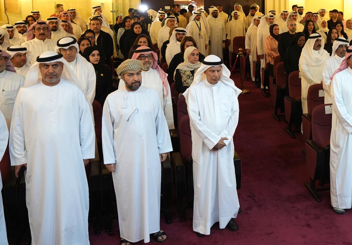 نجوم الكويت من مراسم تأبين حيااة الفهد 