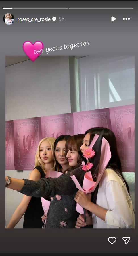 بلاكبينك BLACKPINK - BLACKPINK 10th anniversary - الذكرى العاشرة لبلاكبينك - جيني Jennie - جيسو Jisoo - ليسا Lisa - روزي Rosé - Roseanne Park - بلينك BLINK - BLACKPINK anniversary - BLACKPINK 10 years - BLACKPINK members - YG Entertainment - K-pop - فرق K-pop - أخبار بلاكبينك - BLACKPINK 2026 - Deadline BLACKPINK - Square One BLACKPINK - DDU-DU DDU-DU - Kill This Love - How You Like That - Pink Venom