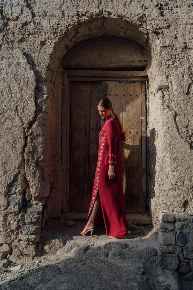 أمل الرئيسي تكشف عن «أصداء الزمن