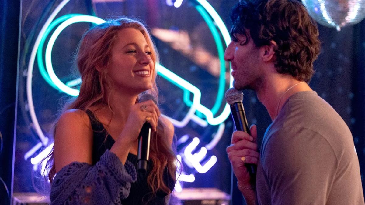 بليك ليفلي Blake Lively - جاستن بالدوني Justin Baldoni - فيلم It Ends With Us - تسوية قانونية هوليوود Hollywood - قضية بليك ليفلي - Wayfarer Studios - Lewis Liman - Civil Rights Act of 1964 - فضيحة هوليوود - أخبار المشاهير - نزاعات قانونية النجوم - Blake Lively lawsuit - Justin Baldoni controversy - It Ends With Us movie news