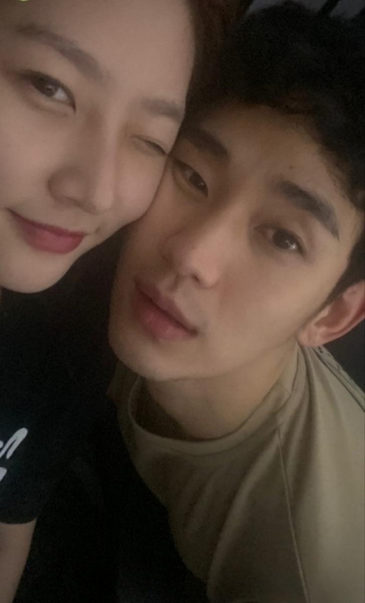 كيم سو هيون - Kim Soo-Hyun - كيم ساي رون - Kim Sae-Ron - فضيحة كيم سو هيون - قضية كيم ساي رون - Queen of Tears - الذكاء الاصطناعي AI - أخبار كوريا الجنوبية - فضائح المشاهير الكوريين - HoverLab - GaroSero Institute - Kim Se-ui - Kim Soo-Hyun scandal - Kim Sae-Ron controversy - أخبار الدراما الكورية - مشاهير كوريا - أخبار K-Drama - الشرطة الكورية - تسجيل مفبرك بالذكاء الاصطناعي
