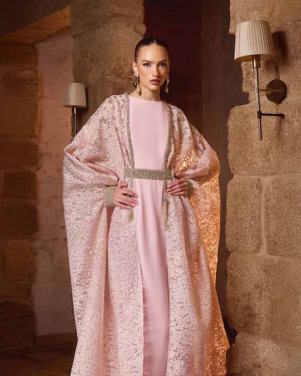 قفاطين طوني ورد رمضان 2026: رفاهية هادئة