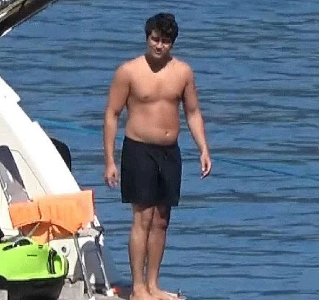 ميرت رمضان دمير - Mert Ramazan Demir - خسارة وزن ميرت رمضان دمير - مسلسل Delikanlı - SHOW TV - OGM Pictures - Bize Bi'şey Olmaz - Disney+ Turkey - ميراي دانير Miray Daner - الدراما التركية 2026 - تحول جسدي ممثل تركي - مسلسلات تركية جديدة - أخبار ميرت رمضان دمير