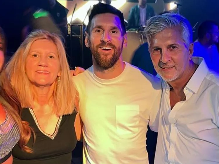 ليونيل ميسي - Lionel Messi - وفاة والد ليونيل ميسي - خورخي ميسي - Jorge Messi - والد ميسي - وفاة خورخي ميسي - Jorge Messi death - Lionel Messi father - وفاة والد ميسي - أخبار ليونيل ميسي - Lionel Messi news - ميسي اليوم - Messi today - عائلة ليونيل ميسي - Jorge Messi 68 - روزاريو الأرجنتين - Rosario Argentina