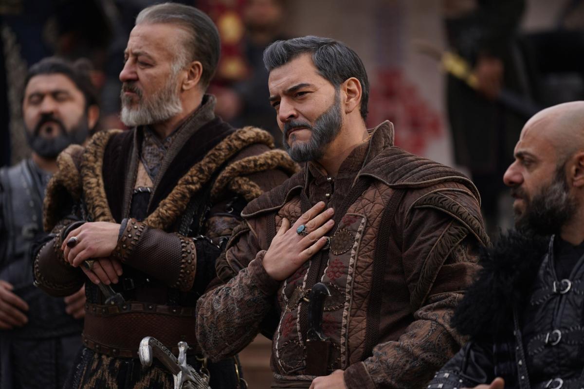 مسلسل المؤسس أورهان الحلقة 11