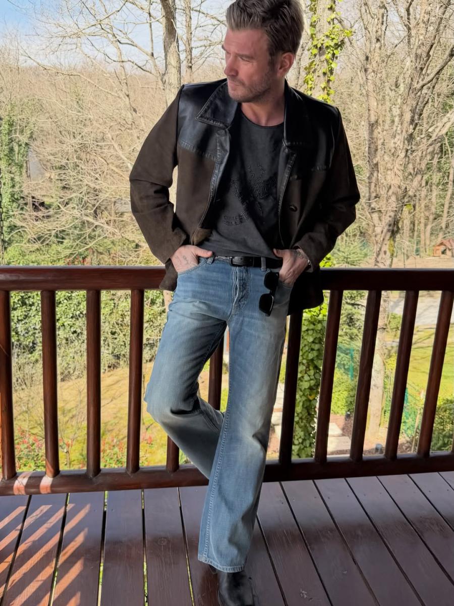 كيفانش تاتليتوغ - Kıvanç Tatlıtuğ - باشاك ديزر Başak Dizer - أندر تيرياكي Önder Tiryaki - إطلالة كيفانش تاتليتوغ الجديدة - شعر كيفانش تاتليتوغ الأشقر - تغيير لوك كيفانش تاتليتوغ - مسلسل Dönence - أخبار المسلسلات التركية - نجوم تركيا - Turkish actor Kıvanç Tatlıtuğ new look - Başak Dizer Instagram - Kıvanç Tatlıtuğ hair transformation