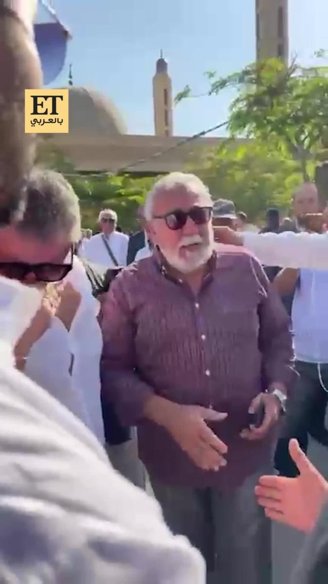 محمد مرزبان، جنازة محمد مرزبان، وصية محمد مرزبان، اللون الأبيض في جنازة محمد مرزبان، مسجد حسن الشربتلي، وفاة محمد مرزبان، أشرف زكي، إسماعيل فرغلي، صبحي خليل، حادث محمد مرزبان، أخبار الفن المصري، نجوم مصر