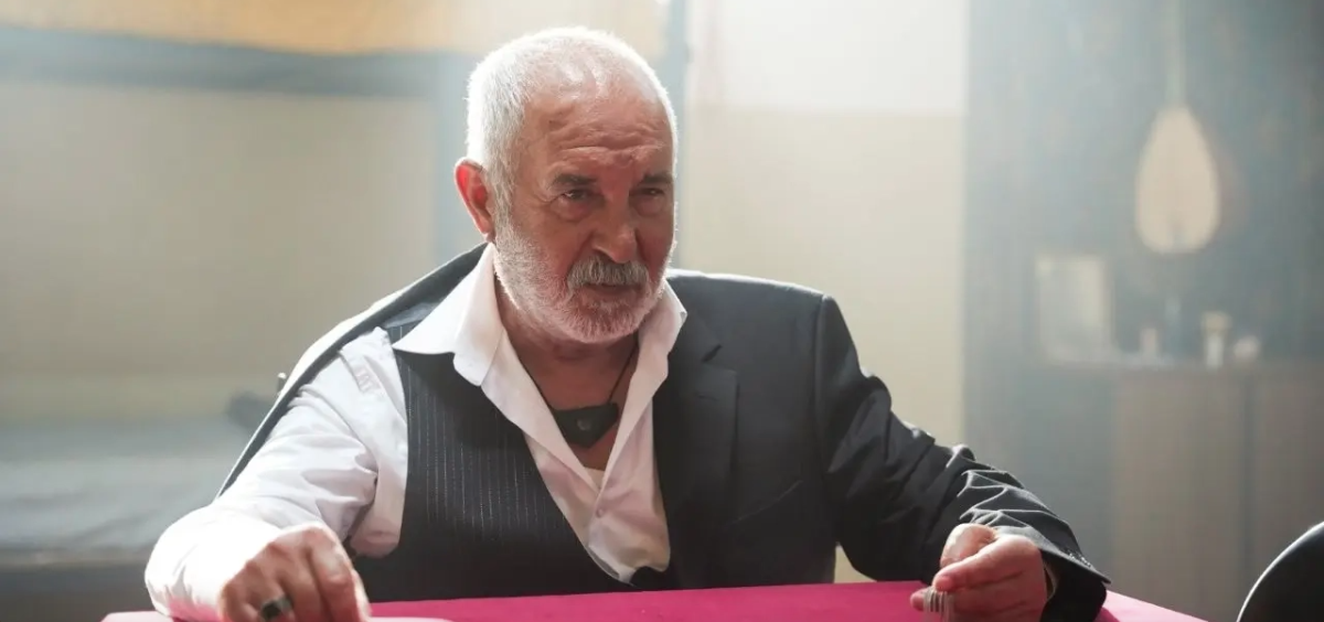 مسلسل حلم أشرف الحلقة 44