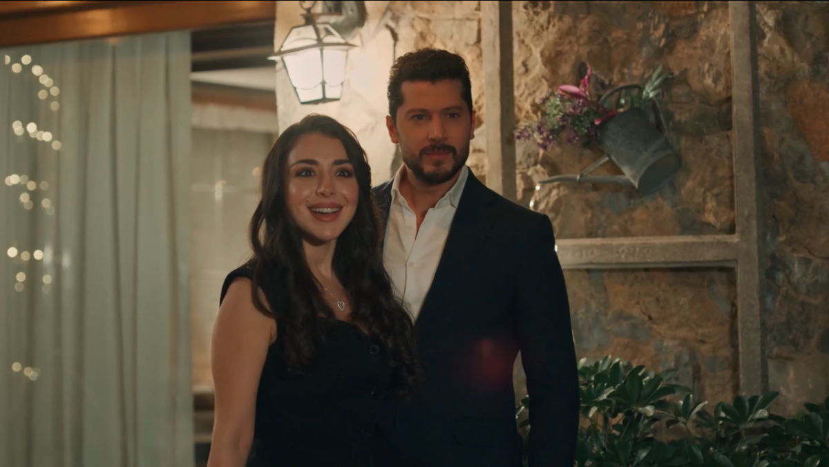 مسلسل حب على ورق الحلقة 6