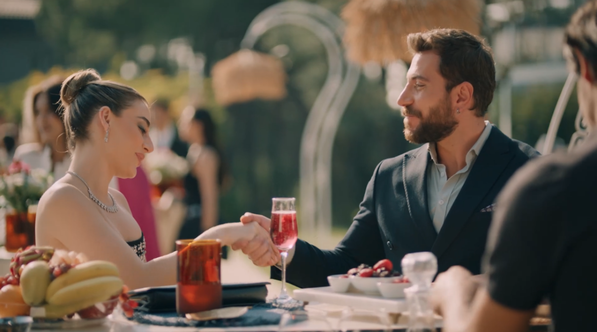 مسلسل حب على ورق الحلقة 7