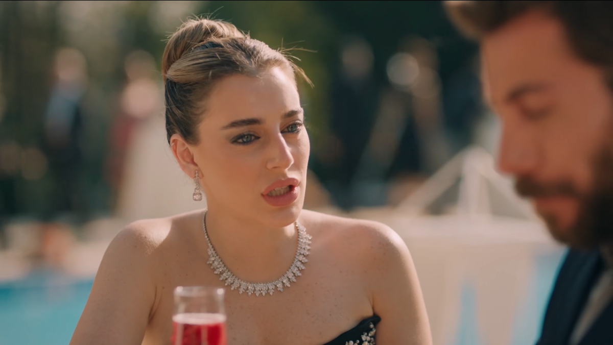 مسلسل حب على ورق الحلقة 7