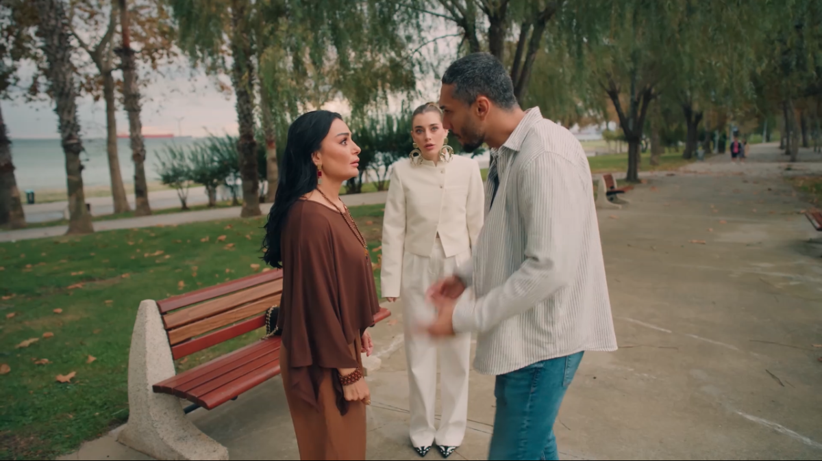 مسلسل حب على ورق الحلقة 10