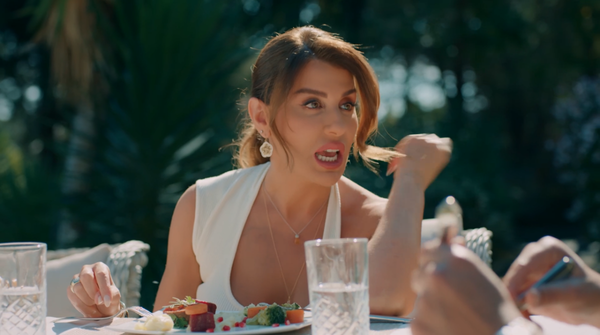 مسلسل حب على ورق الحلقة 14