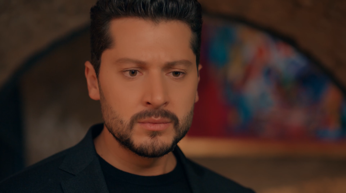 مسلسل حب على ورق الحلقة 16