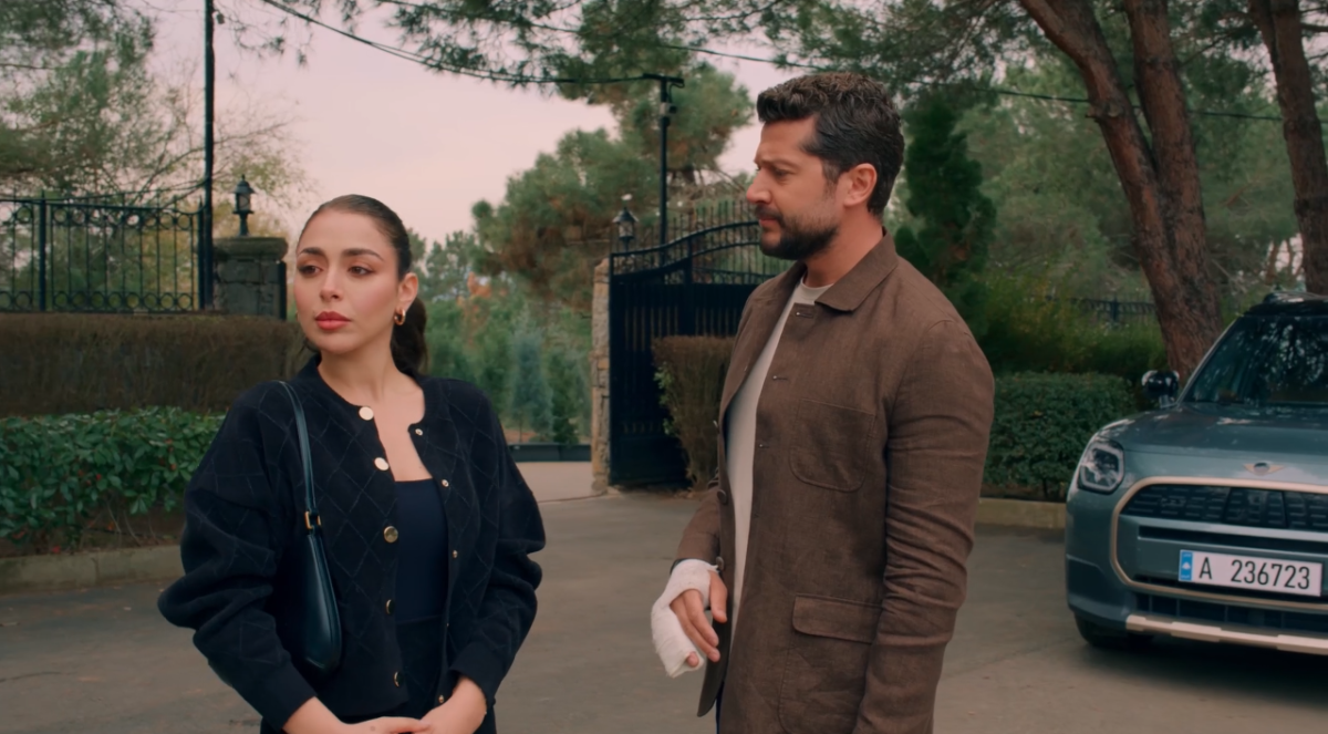 مسلسل حب على ورق الحلقة 19