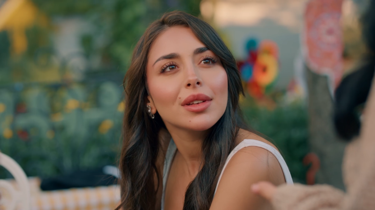 مسلسل حب على ورق الحلقة 20