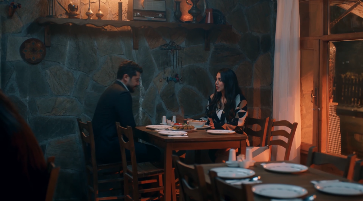 مسلسل حب على ورق الحلقة 20