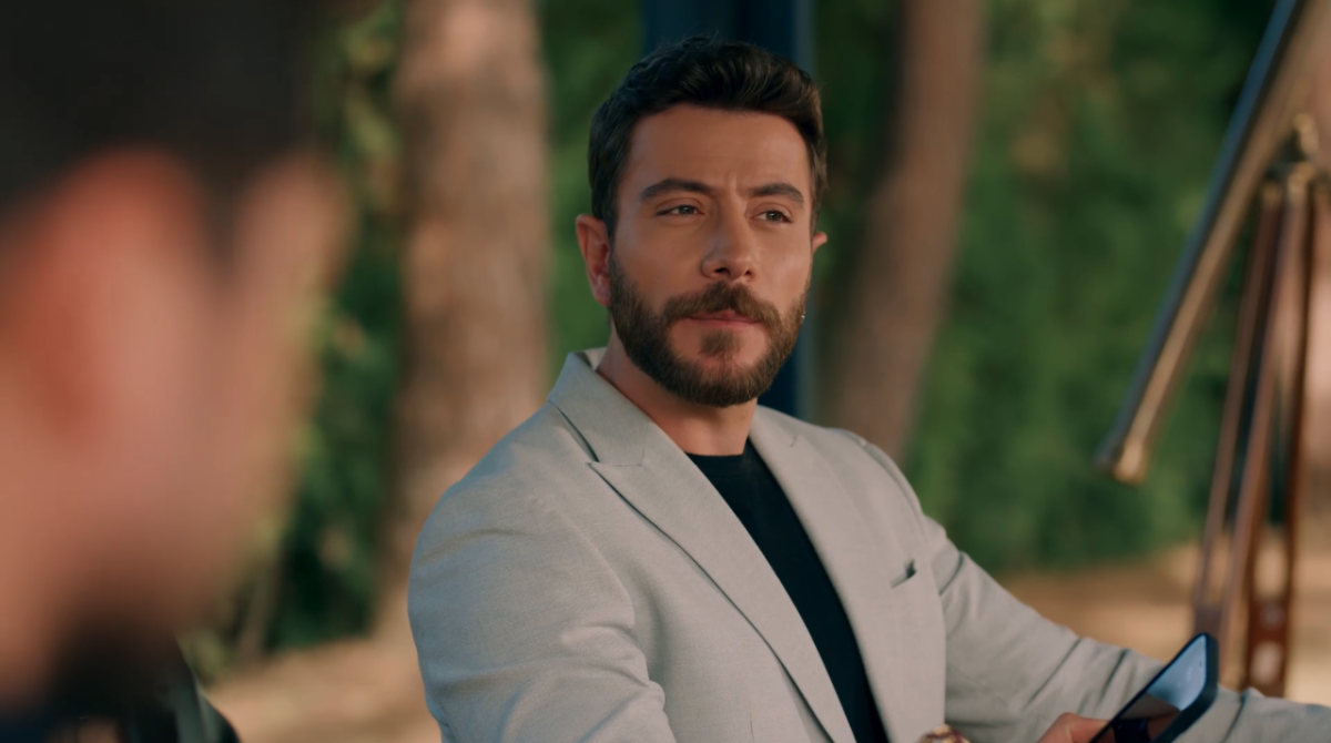 مسلسل حب على ورق الحلقة 21