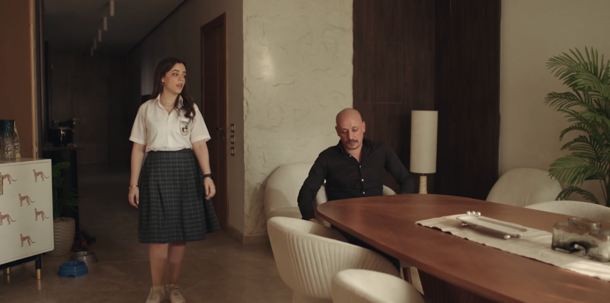 مسلسل تحت السن الحلقة 7