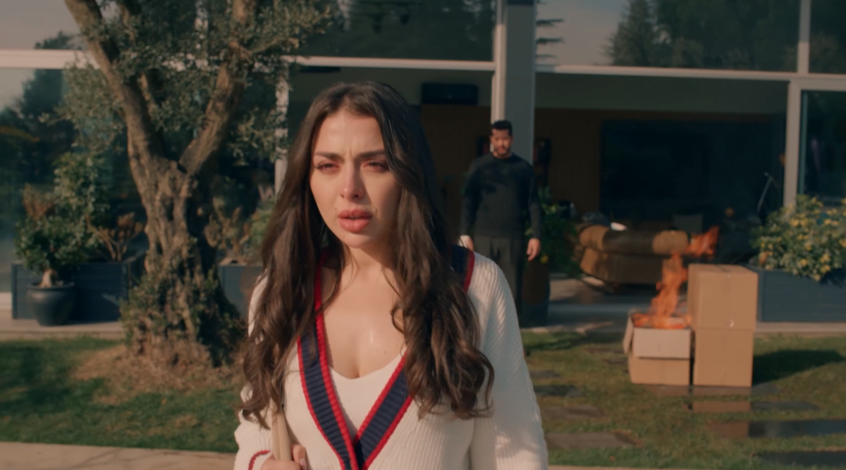 مسلسل حب على ورق الحلقة 22