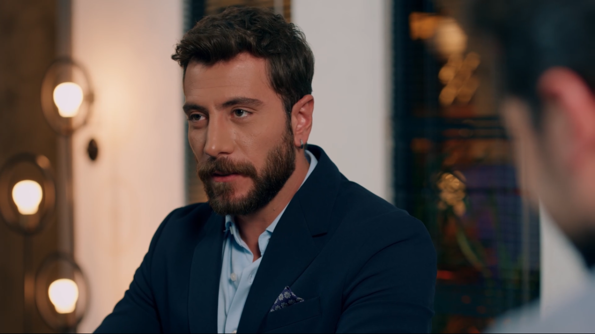 مسلسل حب على ورق الحلقة 23